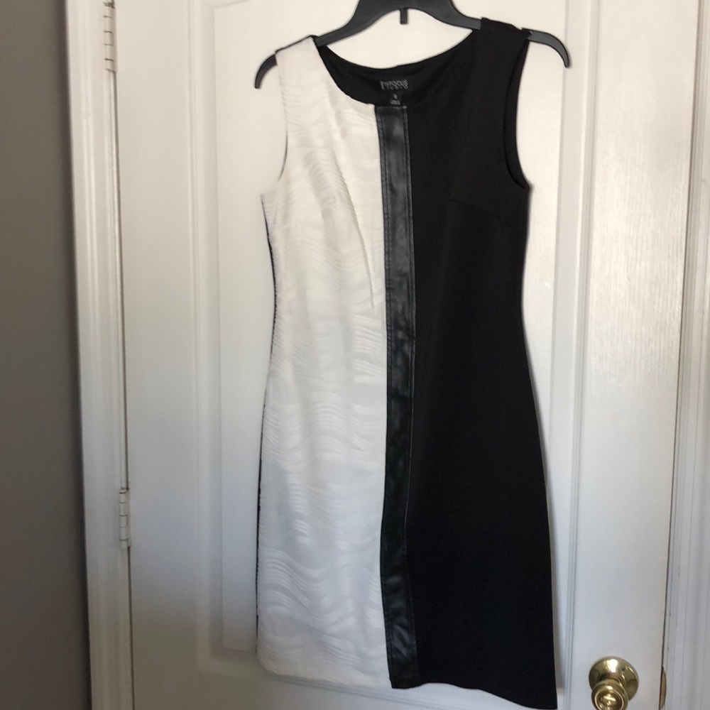 Enfocus Studio Black and White Dress Size 6